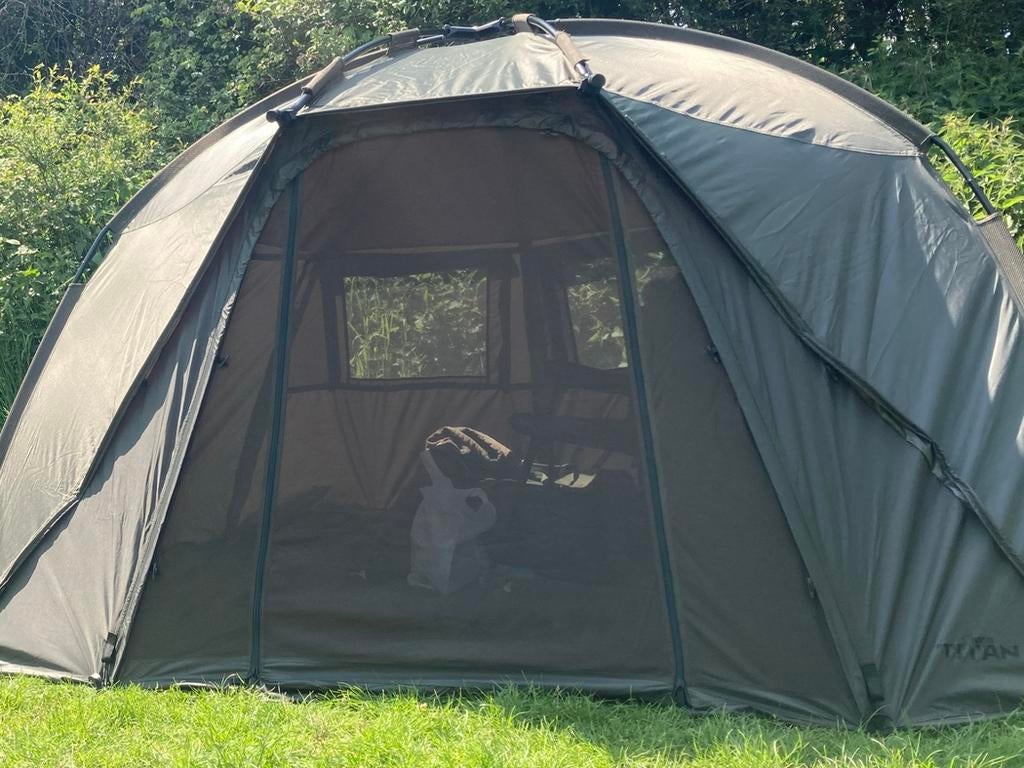 Nash titans 1 person tent, Watersport en Boten, Hengelsport | Karpervissen, Ophalen, Zo goed als nieuw