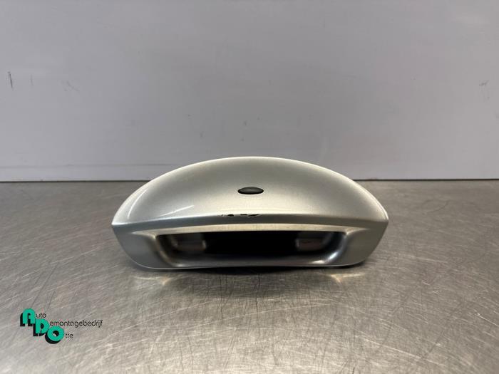 Handgreep Achterklep van een Nissan Micra (Micra 03-), Auto-onderdelen, Gebruikt, -, -, Ophalen of Verzenden