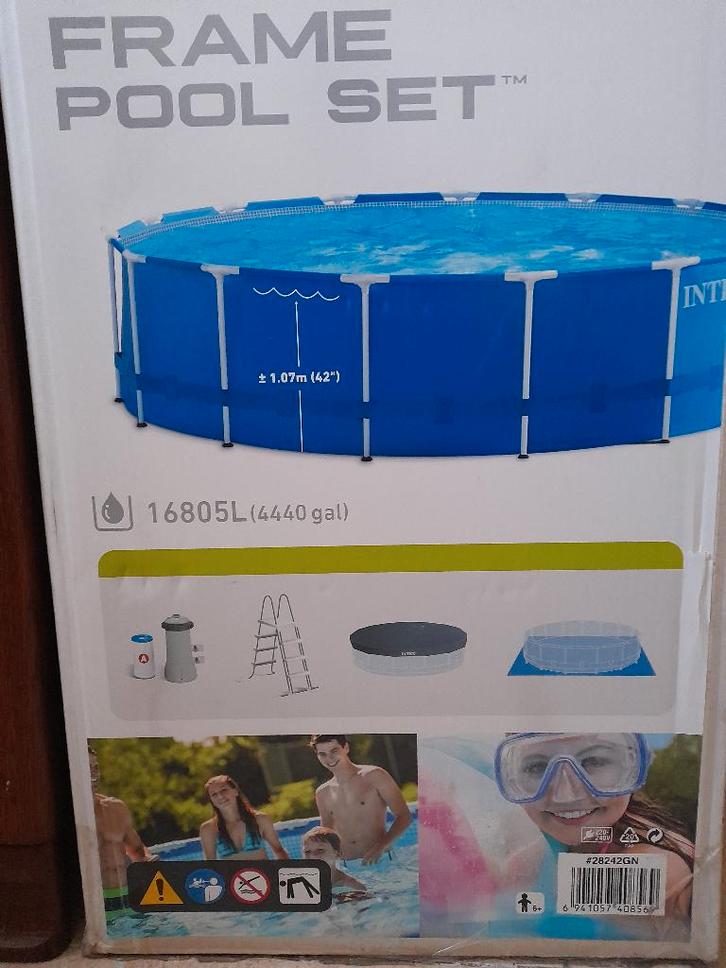 Piscine comme Neuve. Région Charleroi., Jardin & Terrasse, Piscines, Comme neuf, Rond, Enlèvement