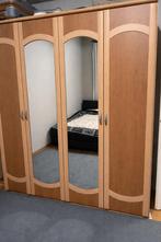 Kleerkast, Enlèvement, Comme neuf