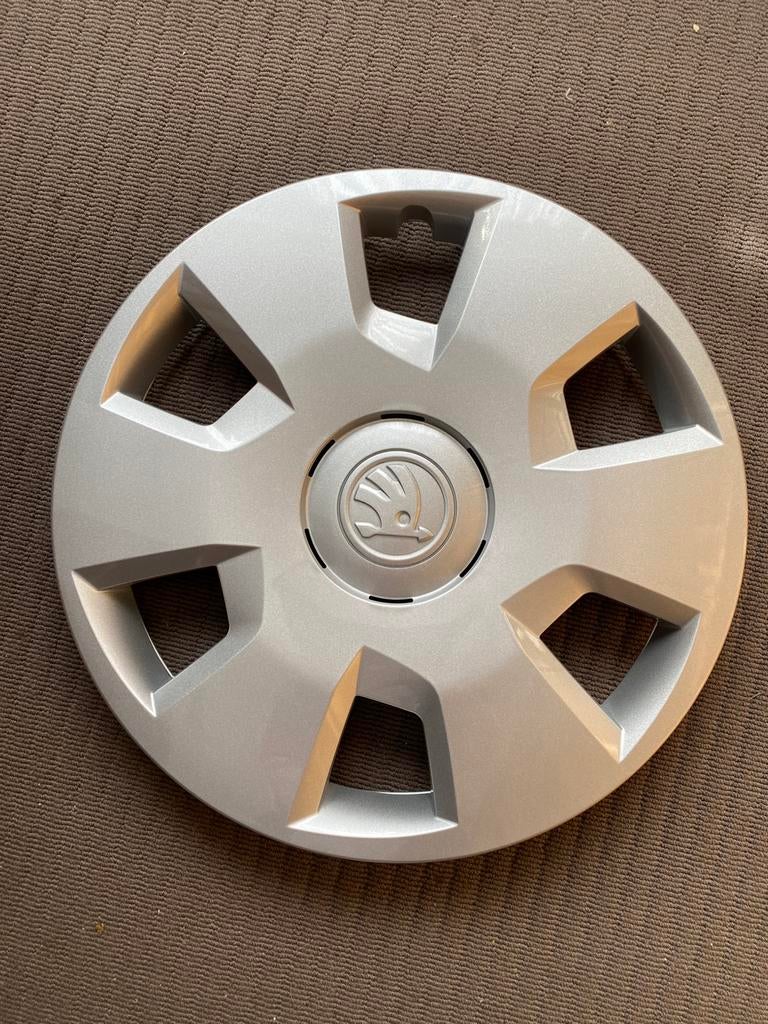 Lot de 4 anjoliveurs skoda 16 pouces Skoda, Enlèvement, Neuf