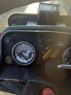 International 645, Zakelijke goederen, Ophalen