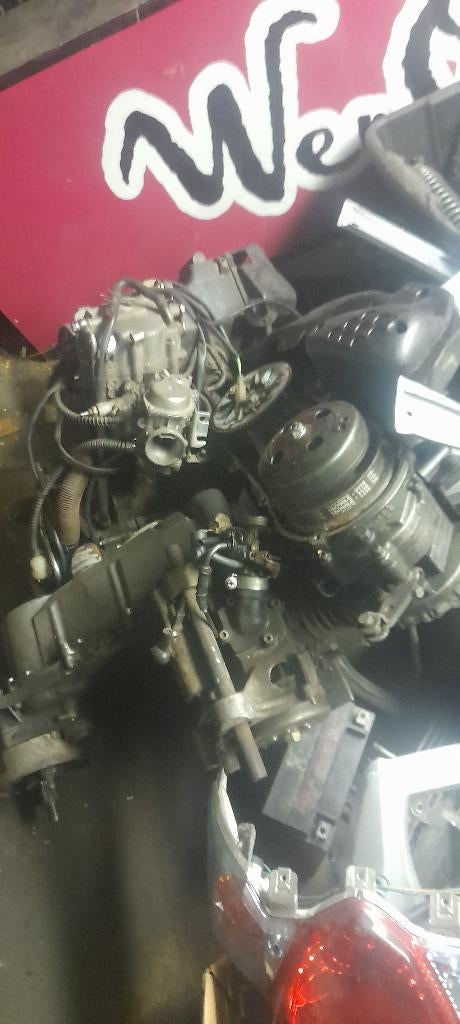 Pièces scooter gros lots, Vélos & Vélomoteurs, Autres marques, Pièces, Scooter, Enlèvement