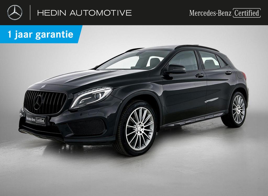 Mercedes-Benz GLA-Klasse 180 AMG Line | Panoramisch Dak | Mu, Gebruikt, Euro 6, 4 cilinders, Zwart