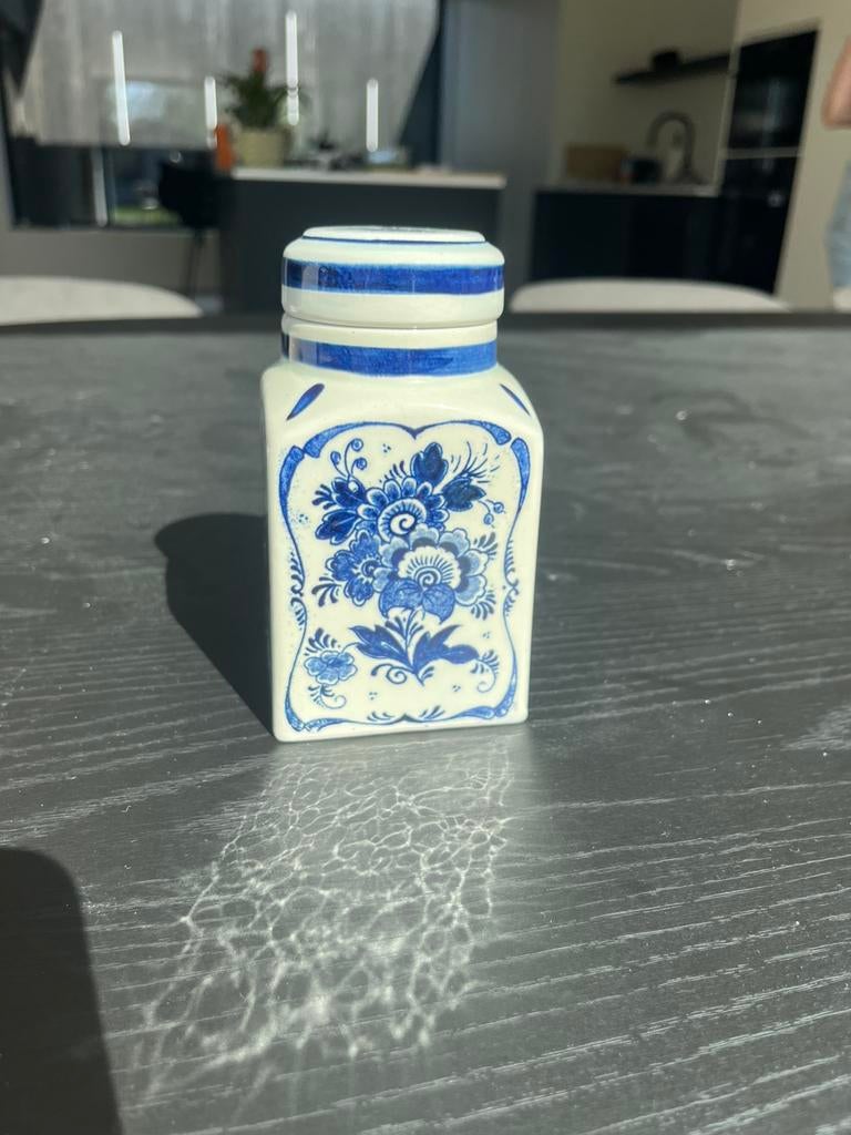 Sucrier bleu Delft, Enlèvement