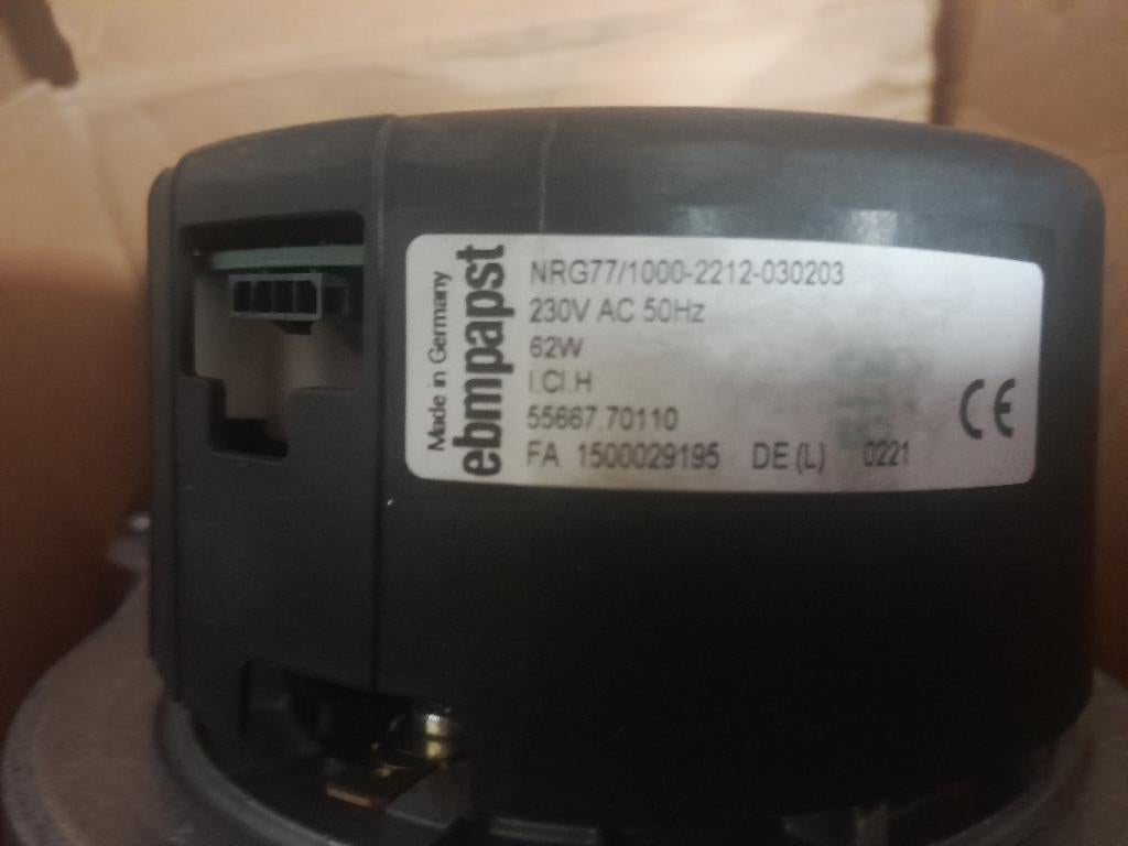 Daikin centrifugal fan, Enlèvement, Neuf