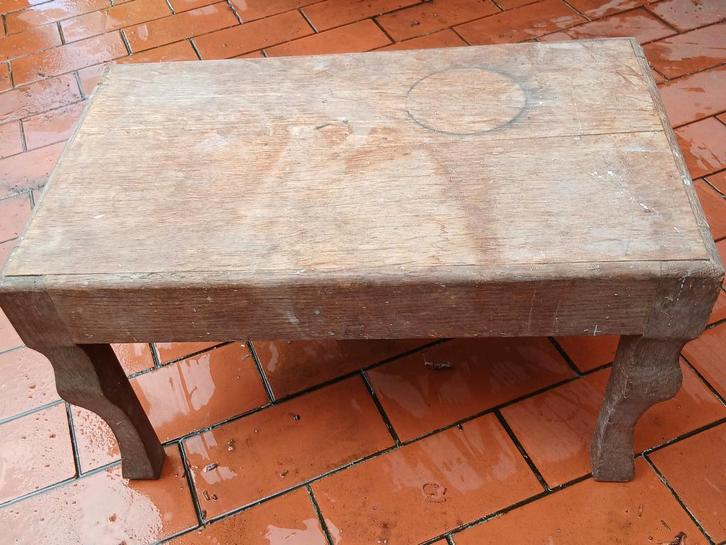 Massief eiken bankje / plantentafel, Huis en Inrichting, Zetels | Voetbanken en poefs, Gebruikt, Minder dan 50 cm, 50 tot 75 cm