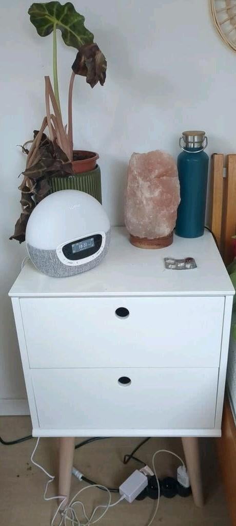 Table de chevet en bois blanc, Maison & Meubles, Enlèvement