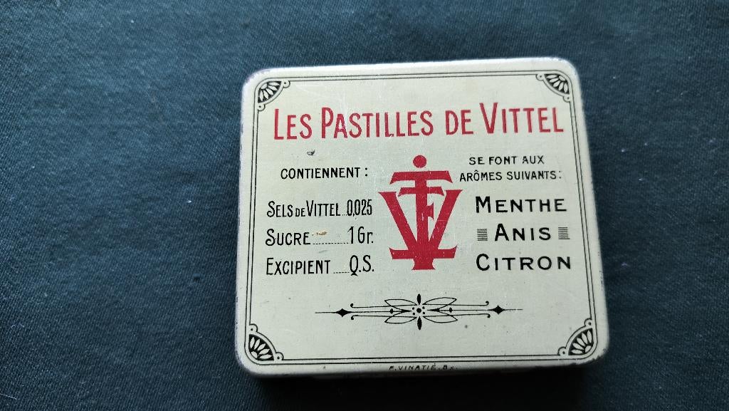 Boîte métallique vintage Vittel, Collections, Enlèvement, Utilisé, Autre, Autres marques