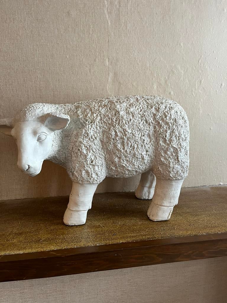 Schaap in steen ?, Ophalen, Zo goed als nieuw