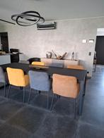 Eettafel 6à8 pers, Ophalen, Zo goed als nieuw, Metaal