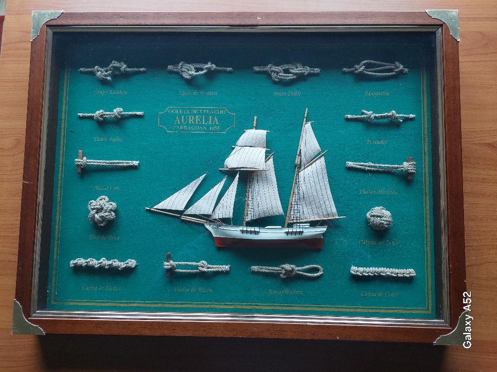 kader in hout met zeemansknopen en miniatuur zeilschip, Ophalen of Verzenden, Zo goed als nieuw, Zeilboot, Overige typen