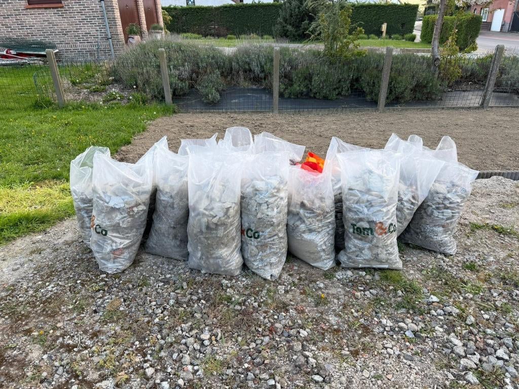 Steenpuin voor werfoprit, Ophalen