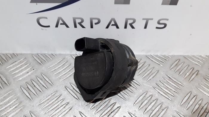 Extra waterpomp van een Mercedes E-Klasse, Gebruikt, -, Ophalen of Verzenden, -