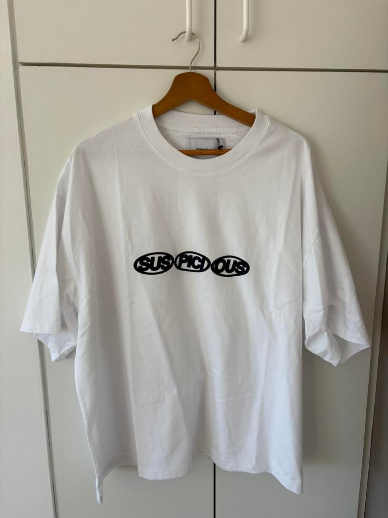 T-shirt suspicious, Ophalen, Zo goed als nieuw, Maat 52/54 (L), Wit