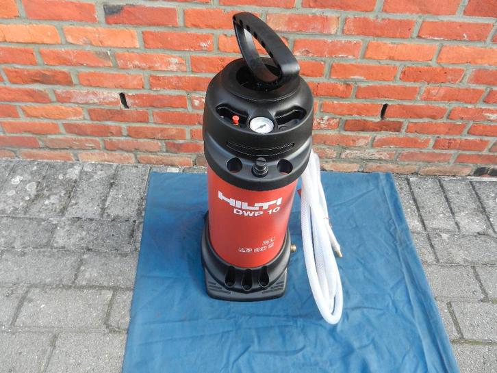 Hilti DWP 10 - 01 Waterpomp Voor Kernboormachine, Doe-het-zelf en Bouw, Gereedschap | Handgereedschap, Zo goed als nieuw, Ophalen