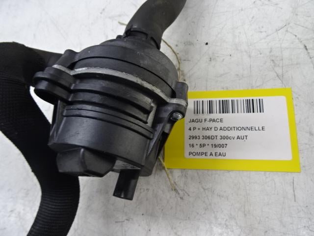 WATERPOMP Jaguar F-Pace (01-2015/-) (EPLA8501CA), Gebruikt, Jaguar