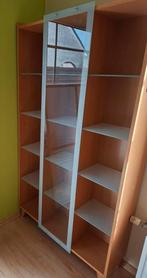 Opbergkast met glazen schuifdeur, Ophalen