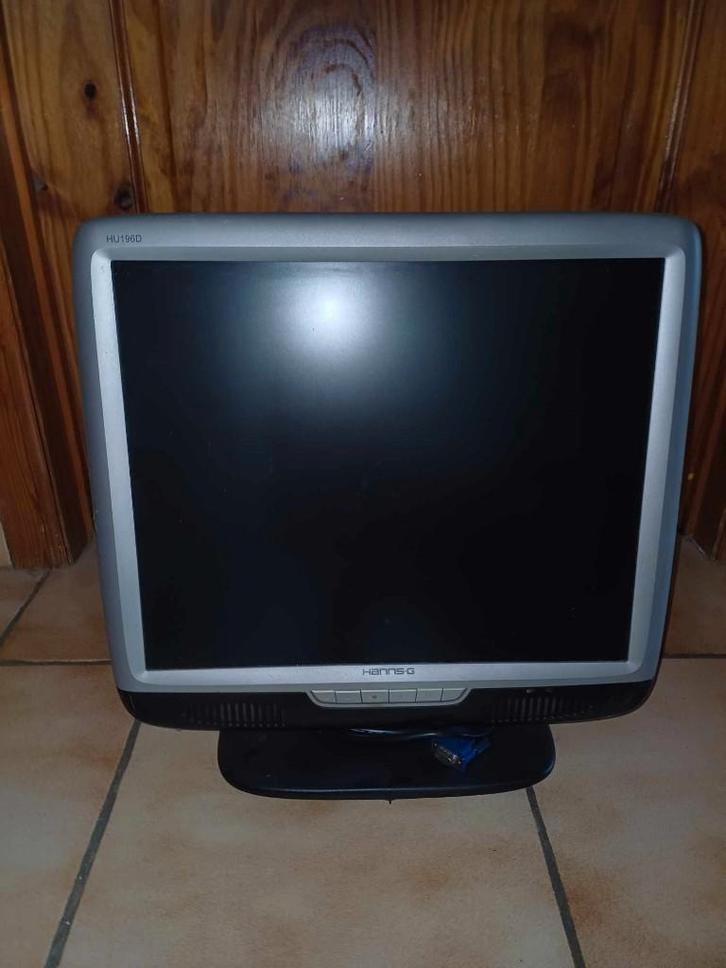 Moniteurs, Informatique & Logiciels, Moniteurs, Utilisé, DVI, VGA, Inclinable, Enlèvement