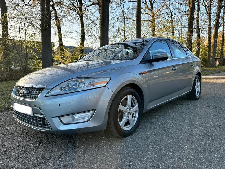 Ford mondeo 1.8 cdti chia gekeurd voor verkoop, Auto's, Ford, Particulier, Mondeo, Climate control, Diesel, Ophalen of Verzenden