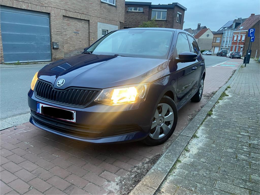 Prête C.T.+Carpass *Propre! *2017 *Skoda Fabia 1.0i, Achat, Euro 6, Entretenue par le concessionnaire, Noir
