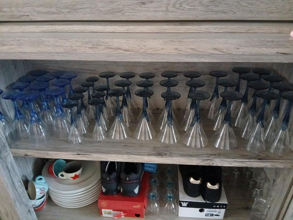 Set en verre, Enlèvement