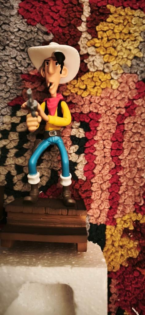 personnage lucky luc, Collections, Personnages de BD, Enlèvement ou Envoi, Autres personnages, Neuf, Statue ou Figurine