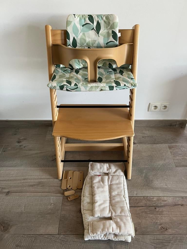 Chaise enfant Stokke Tripp Trapp + 2 sets de coussins, Enlèvement, Utilisé
