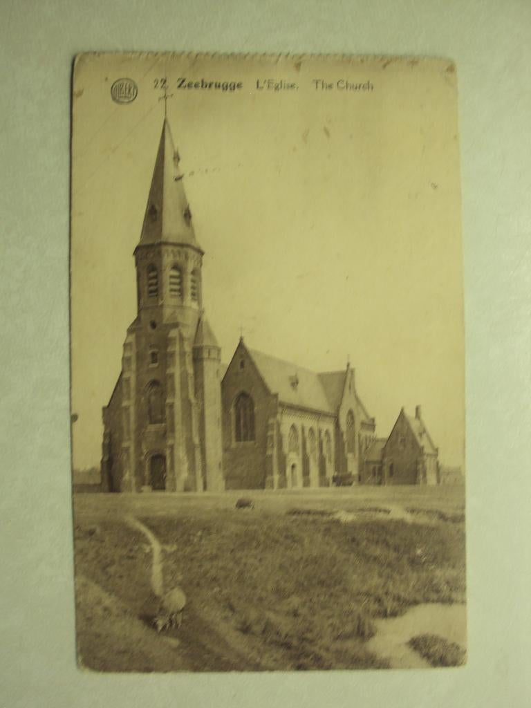 55385 - ZEEBRUGGE - L'EGLISE - ZIE 2 FOTO'S, Verzamelen, Postkaarten | België, Verzenden