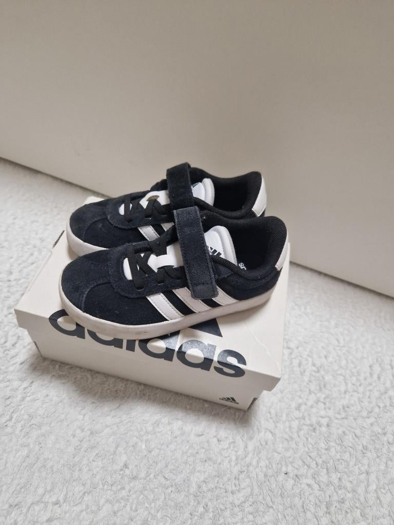 Basket adidas, Enfants & Bébés, Enlèvement ou Envoi