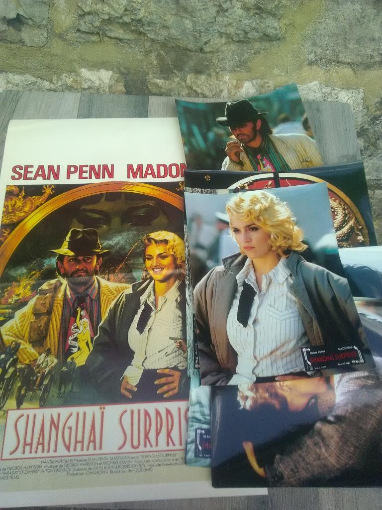 Ancienne affiche de cinéma 'shangai surprise 'madona, Enlèvement, Comme neuf, Film, Affiche