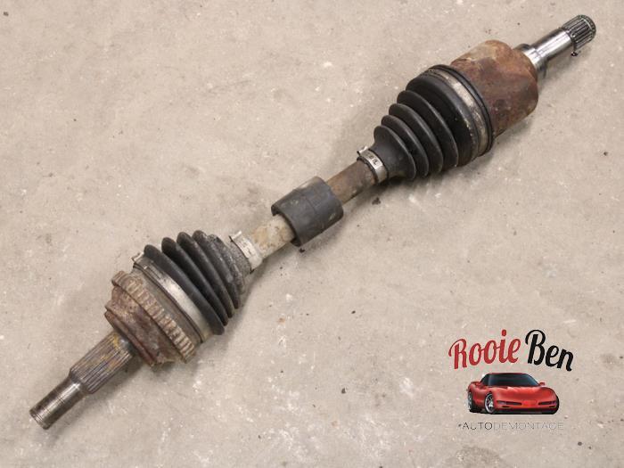 Aandrijfas links-voor van een Chrysler PT Cruiser, Auto-onderdelen, Remmen en Aandrijving, Chrysler, Gebruikt, 3 maanden garantie