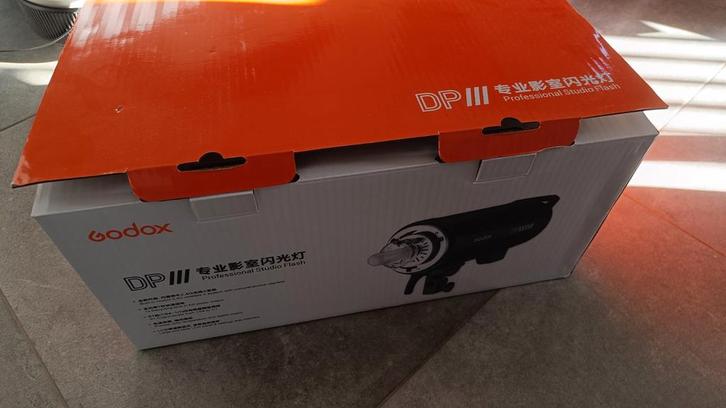 Complete nieuwe flitsset Godox DP III, TV, Hi-fi & Vidéo, Photo | Studio photo & Accessoires, Neuf, Lampe ou Kit de flash, Enlèvement