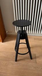 2 houten barkrukken IKEA, Huis en Inrichting, Ophalen, Gebruikt, 60 tot 90 cm, In hoogte verstelbaar