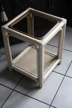 kleine plantenstaander of bijzettafeltje, Huis en Inrichting, Overige materialen, Minder dan 55 cm, Gebruikt, Vierkant