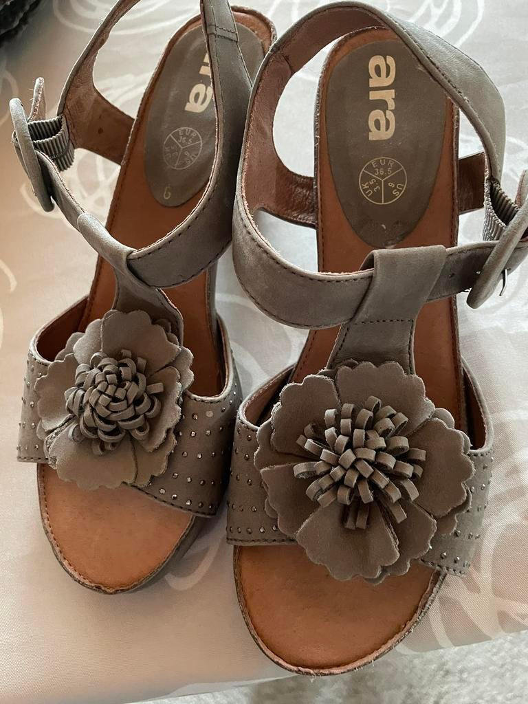 Dames open schoen ARA  M/ 36.5, Kleding | Dames, Schoenen, Ophalen of Verzenden, Zo goed als nieuw