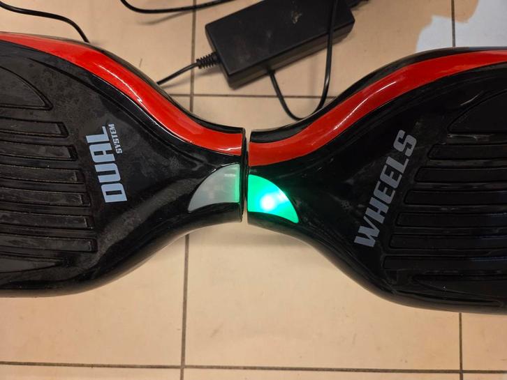 Hoverboard met Bluetooth & Grote Wielen - Zwart/Rood, Kinderen en Baby's, Speelgoed | Buiten | Accuvoertuigen, Ophalen