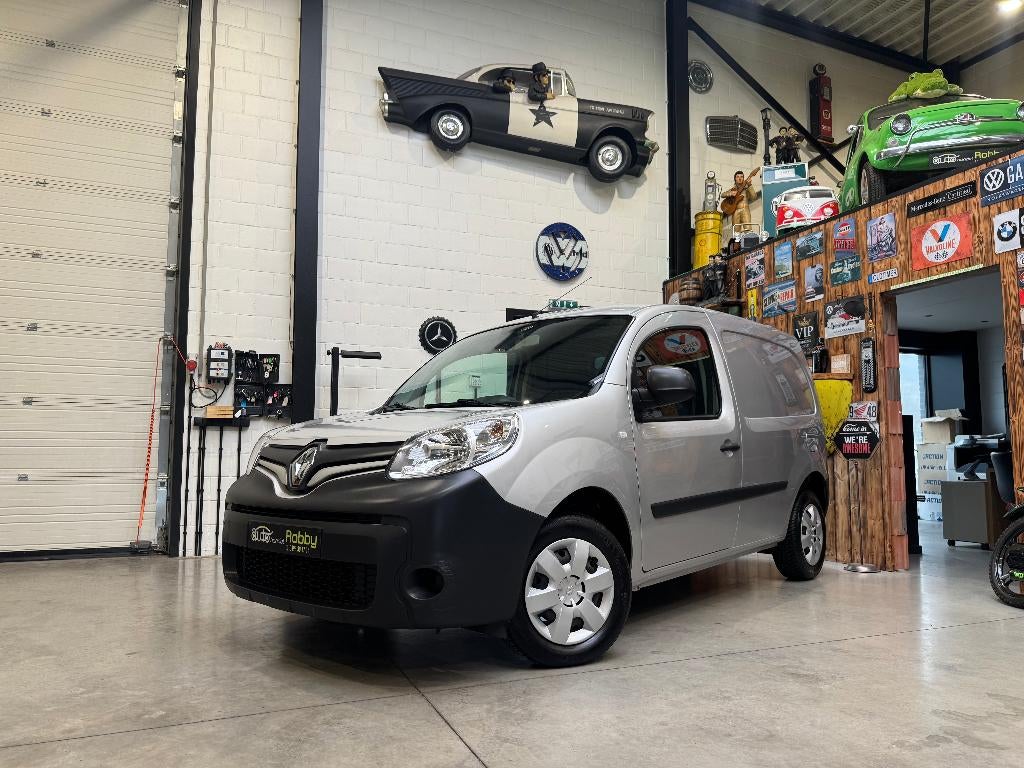 RENAULT KANGOO 1.2 ESSENCE - UTILITAIRE LÉGER -, Autos, 1197 cm³, Argent ou Gris, Achat, Euro 6