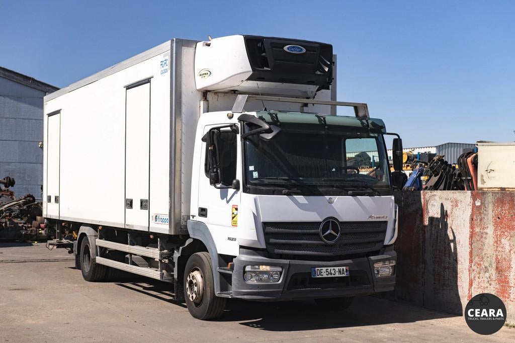 Mercedes-Benz Atego 1523 CARRIER 1250 Mt (bj 2014), Auto's, Automaat, 169 kW, Wit, Mercedes-Benz