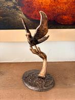 Bronzen sculptuur van een hand en duif - Yves Lohe, Antiek en Kunst, Ophalen of Verzenden