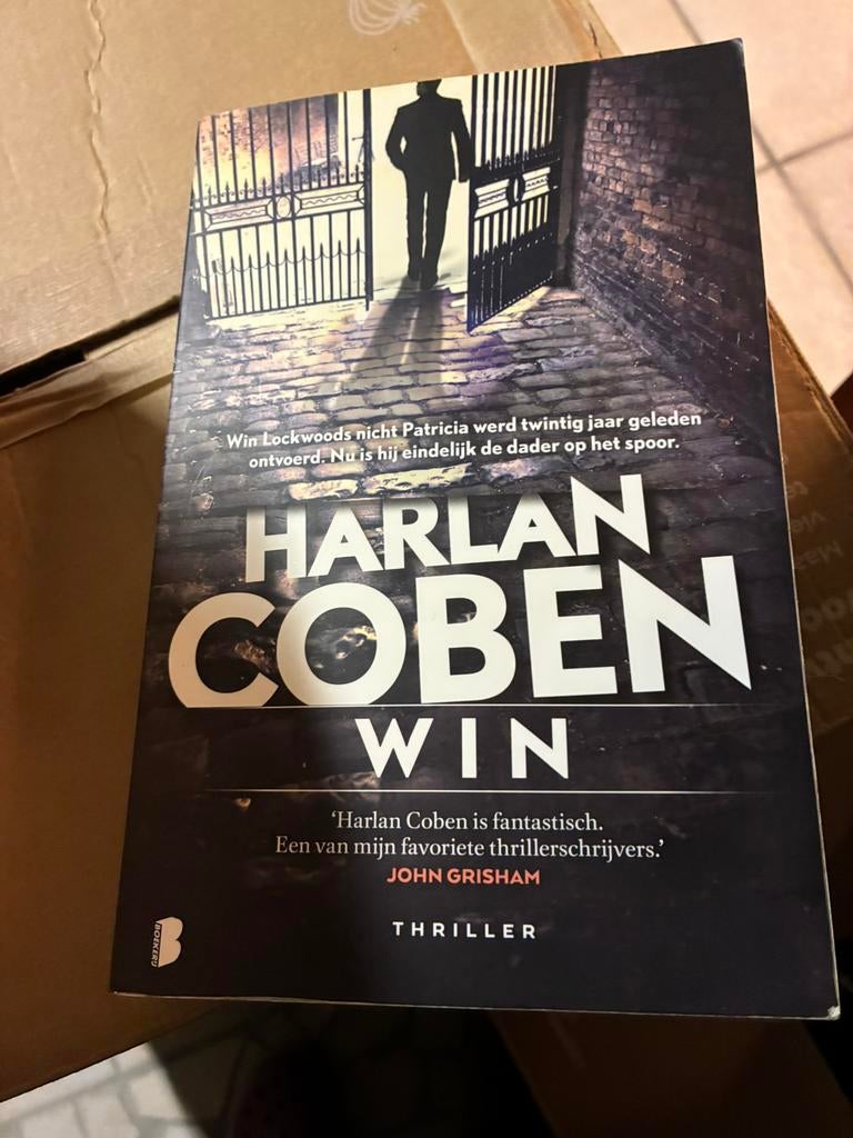 Verschillende boeken harlan coben, Ophalen of Verzenden, Gelezen, Wereld overig