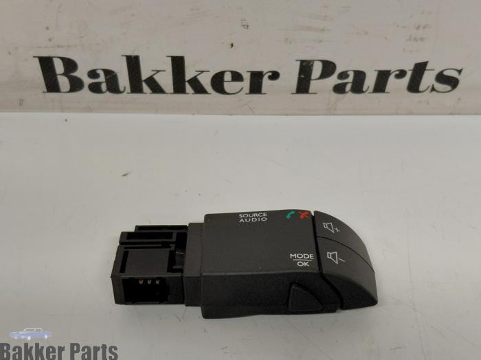 Radiobediening Stuur van een Renault Clio, Auto-onderdelen, Besturing, Renault, Gebruikt, 3 maanden garantie