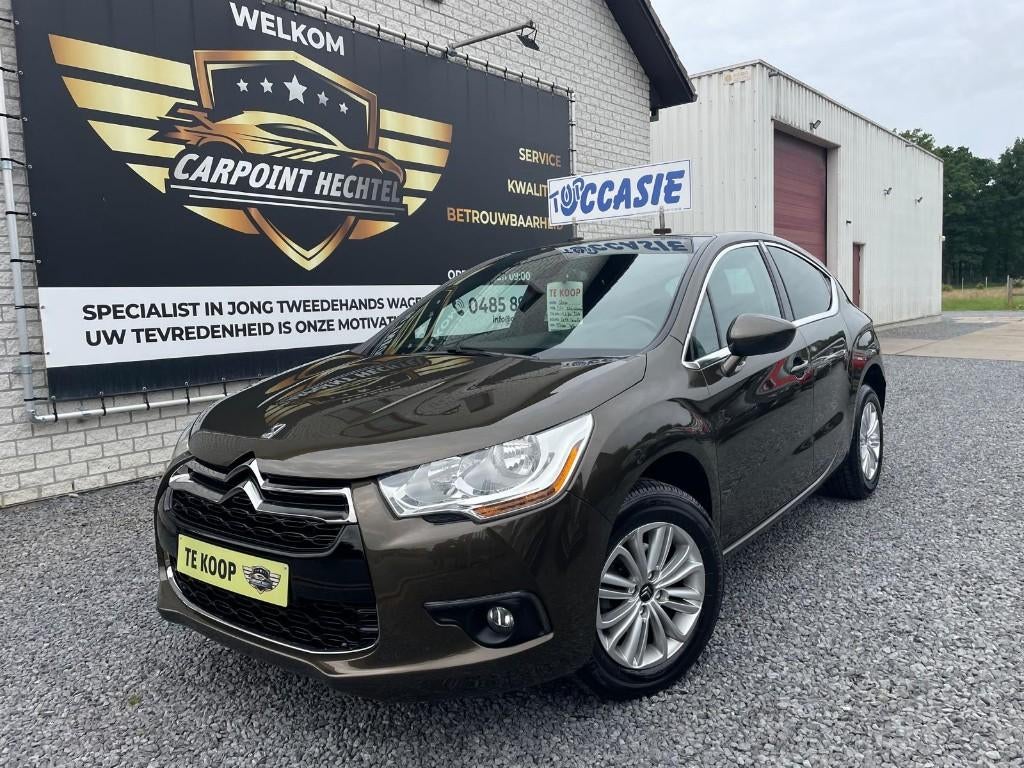 Citroen Ds4 1.6 hdi CHIC uitvoering 119 000 km TOPSTAAT !, Auto's, Euro 5, Zwart, Bruin, https://public.car-pass.be/vhr/7188aee5-c0b8-4306-b8ed-48ac5388fa6a