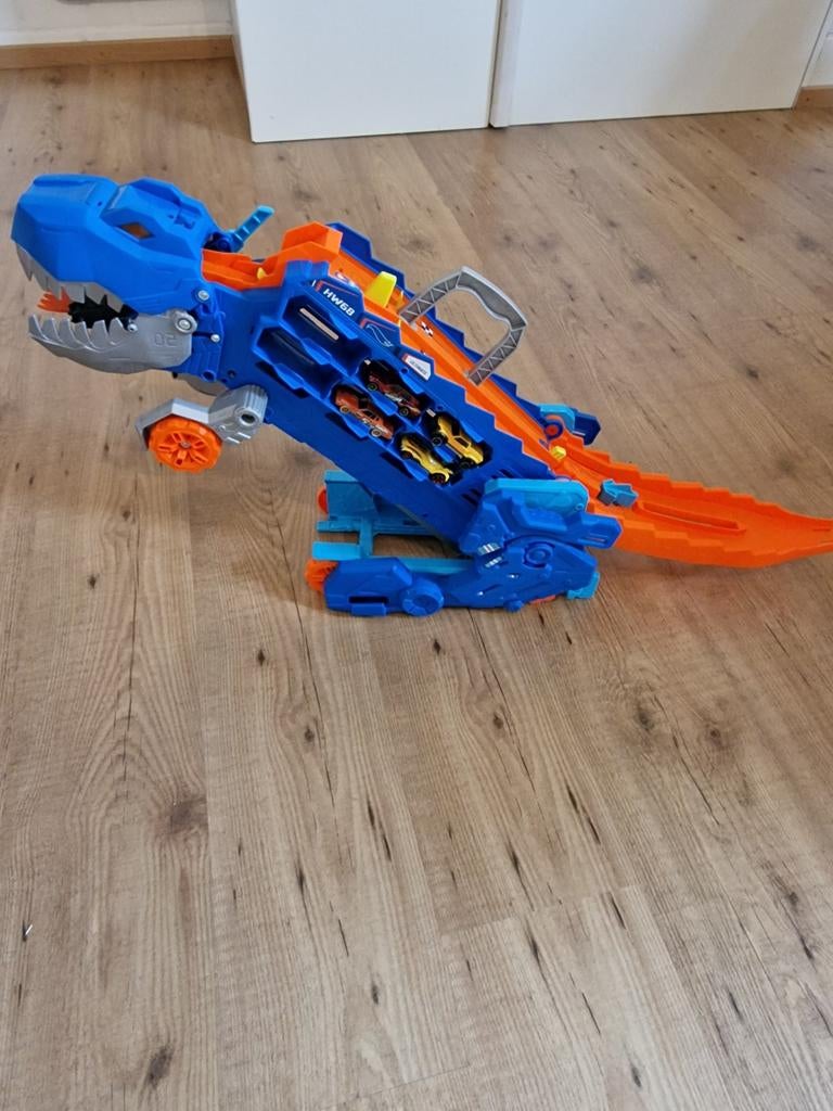 Hotwheels Dino, Ophalen