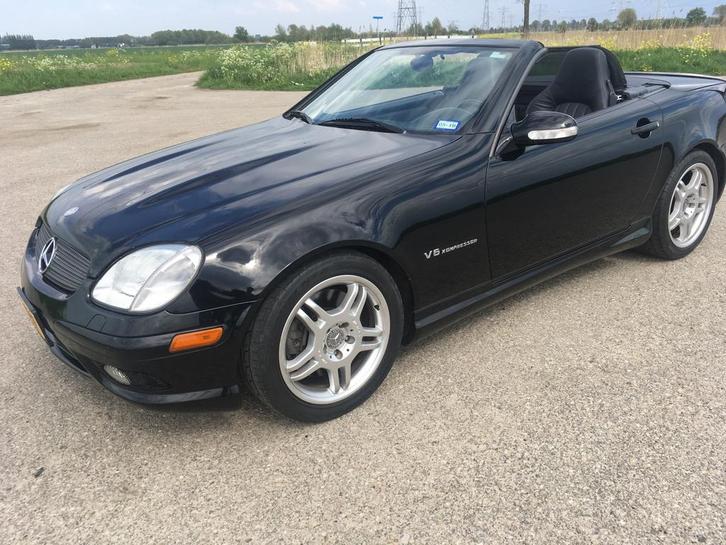 Mercedes SLK 32 AMG, Auto's, Mercedes-Benz, Particulier, SLK, Benzine, Cabriolet, 2 deurs, Automaat, Zwart, Grijs, Leder, Achterwielaandrijving