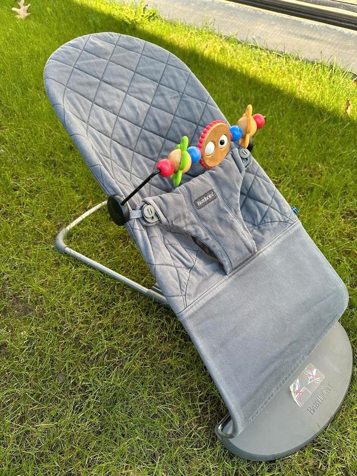 BabyBjörn wipstoel (Balance Soft / Bliss) met speelgoedboog, Kinderen en Baby's, Wipstoeltjes, Gebruikt, Wipstoel, Overige merken