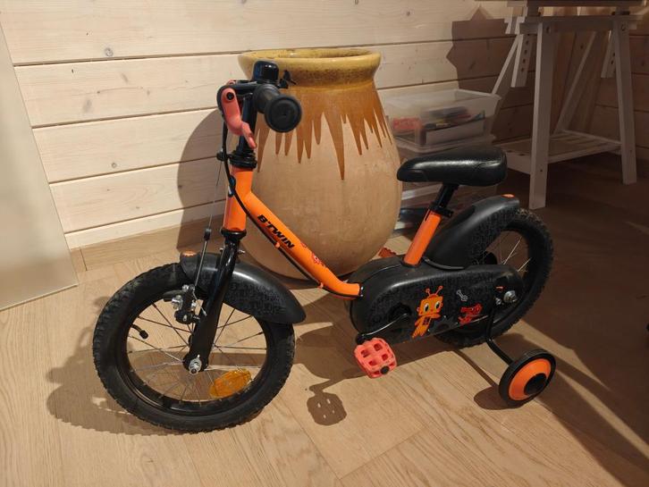Vélo enfant BTWIN 3-6 ans, Vélos & Vélomoteurs, Vélos | Vélos pour enfant, Comme neuf, Moins de 16 pouces, Stabilisateurs, Enlèvement