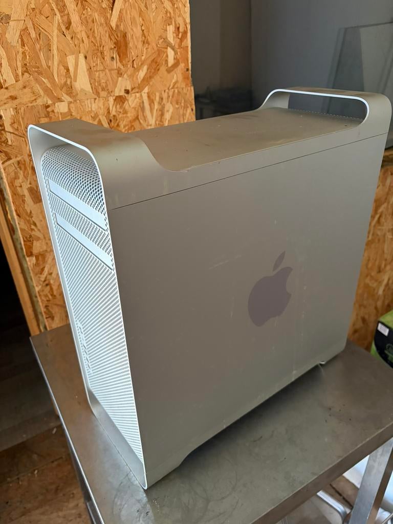 Apple 8 core, Computers en Software, Apple Desktops, Ophalen, 32 GB, HDD, Niet werkend