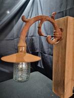 Lampe d'extérieur en fer forgé rouillé, Enlèvement