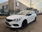 Opel Astra Sports Tourer 1.2 Benzine Black Edition Trekhaak, Auto's, Voorwielaandrijving, Gebruikt, 1199 cc, Electronic Stability Program (ESP)